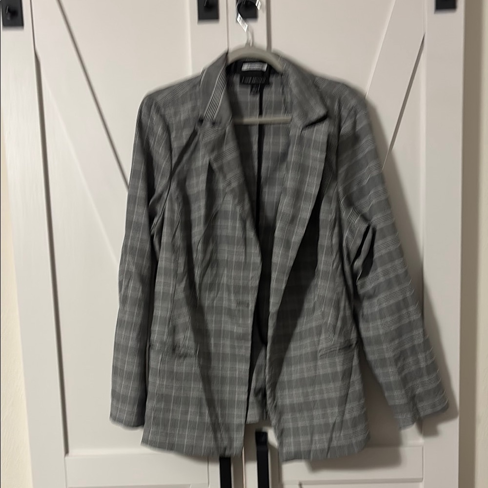 Gray Plaid Women's Blazer